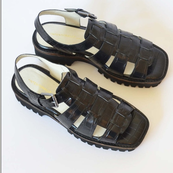 INTENTIONALLY BLANK Haddie Black Chunky Sandals Embossed Crocodile 🐊Leather Sz 9 - Picture 3 of 12